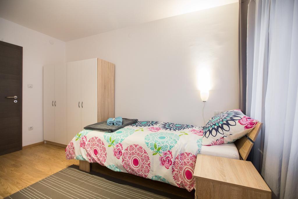 Apartment Max Zagreb Bagian luar foto